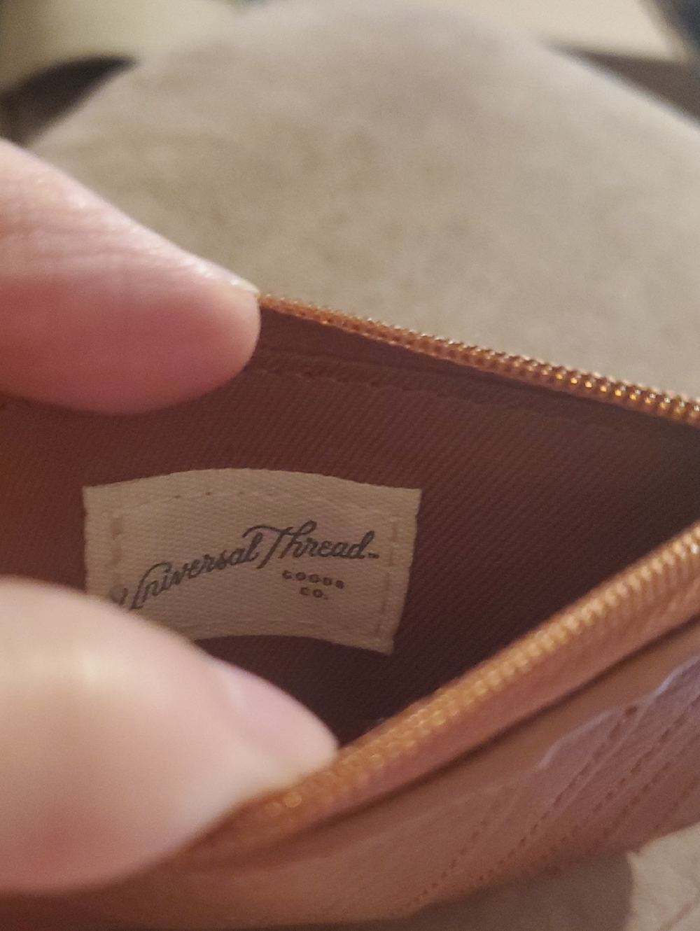 Universal Thread Zip Card Holder - Picture 5 of 9